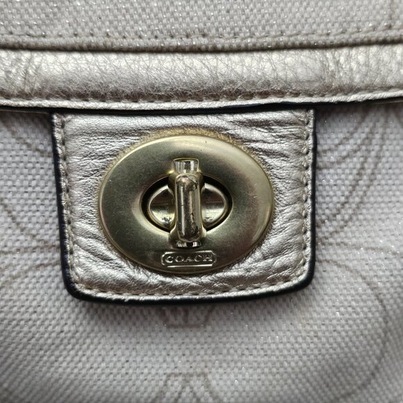 COACH Penelope Linen 2way Strap Turnlock Signature Cream Gold Shoulder Bag COA - Picture 2 of 16